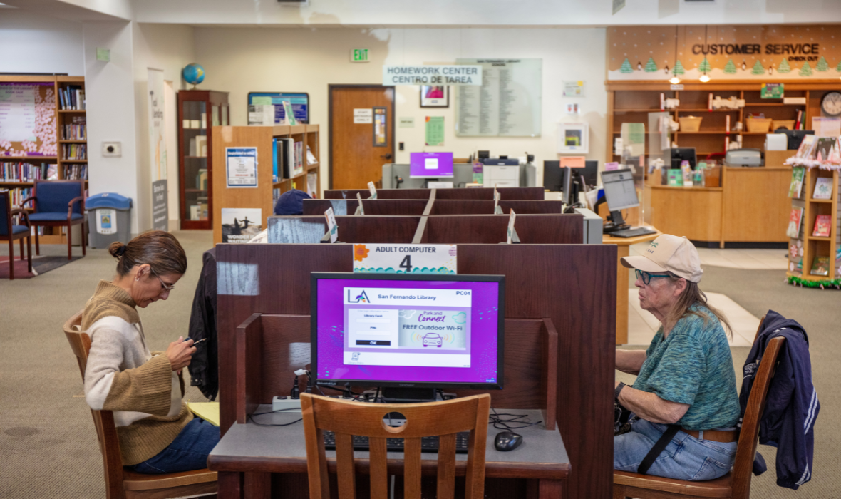 Adult Computers In Library